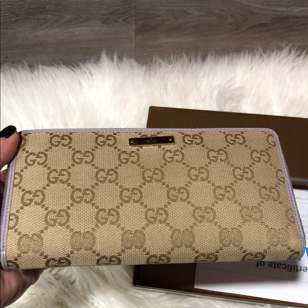 Gucci Beige and purple Signature Wallet